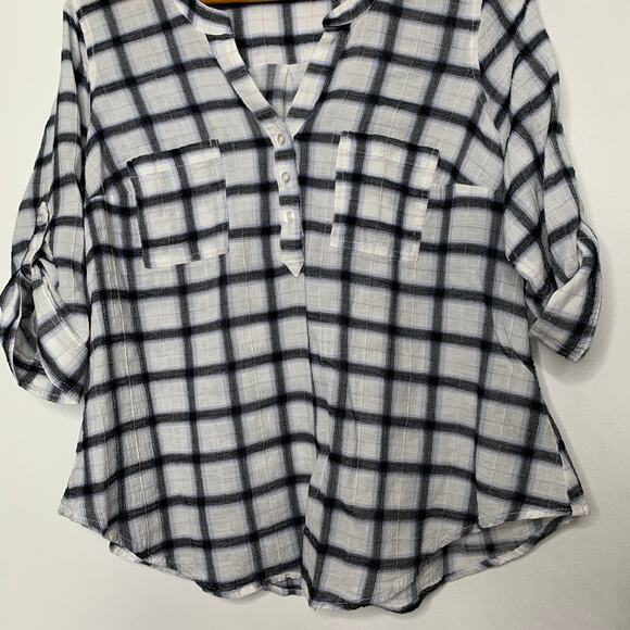 Torrid women's plus size white plaid Harper three quarter sleeve blouse SZ 0X - Picture 4 of 9